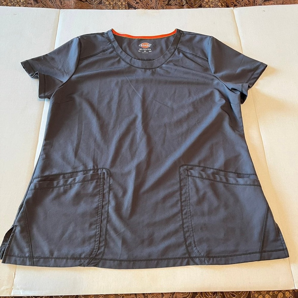 Dickies Dynamix grey Scrub Top short sleeve size XL women's